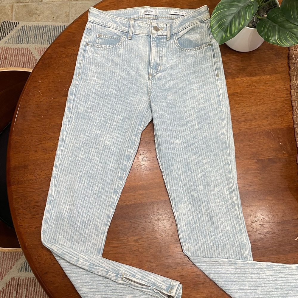 Guess Light Wash Ribbed Skinny Jeans